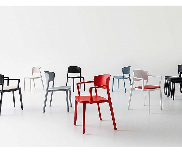 Abuela B chair